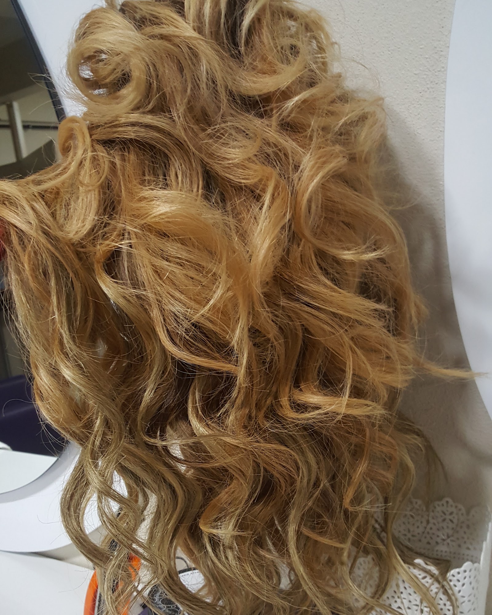 HAZEL Kuaför ve Güzellik Salonu
