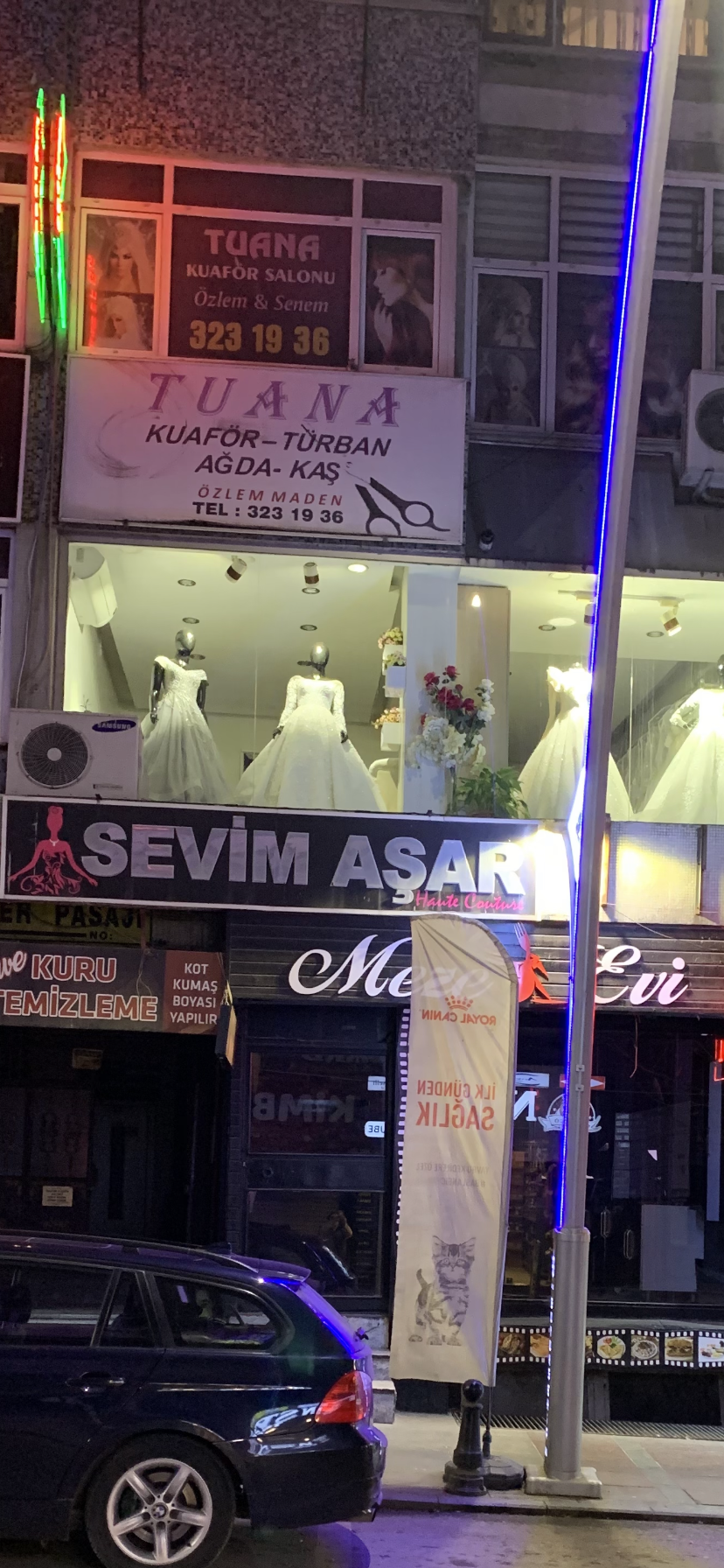 Sevim Aşar Gelinlik